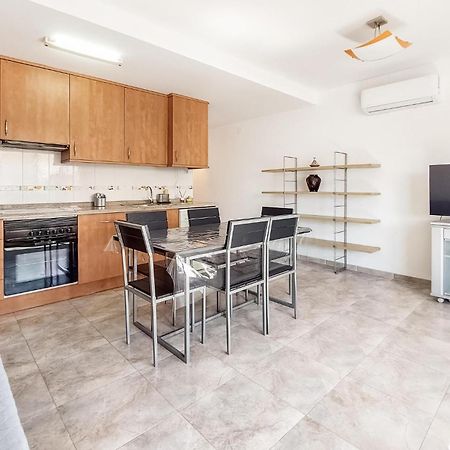 Cozy Apartment In Moncofa With Kitchenette ภายนอก รูปภาพ